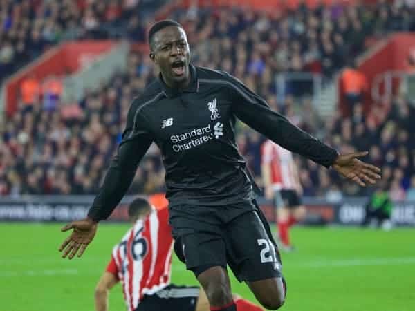 SOUTHAMPTON, ENGLAND - Wednesday, December 2, 2015: Liverpool's Divock Origi celebrates scoring the fourth goal against Southampton during the Football League Cup Quarter-Final match at St. Mary's Stadium. (Pic by David Rawcliffe/Propaganda)