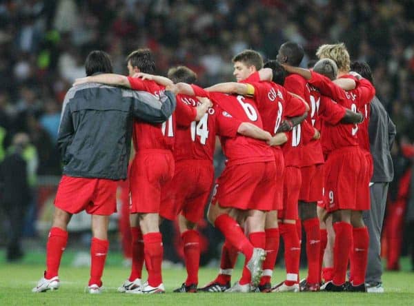 ISTANBUL, TURKEY - WEDNESDAY, MAY 25th, 2005: Liverpool players embrace to watch the penalty shoot-out against AC Milan during the UEFA Champions League Final at the Ataturk Olympic Stadium, Istanbul. (Pic by David Rawcliffe/Propaganda)