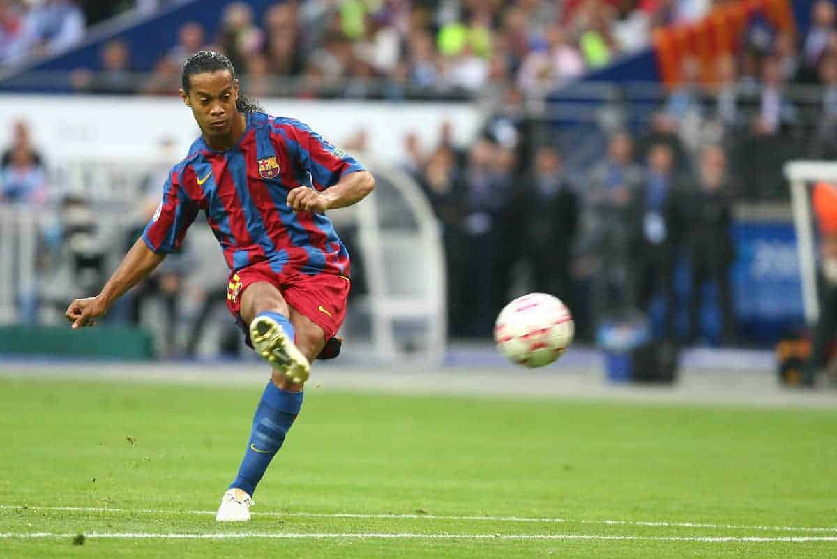 PARIS, FRANCE - WEDNESDAY, MAY 17th, 2006: FC Barcelona's Ronaldinho take a free-kick against Arsenal during the UEFA Champions League Final at the Stade de France. (Pic by David Rawcliffe/Propaganda)