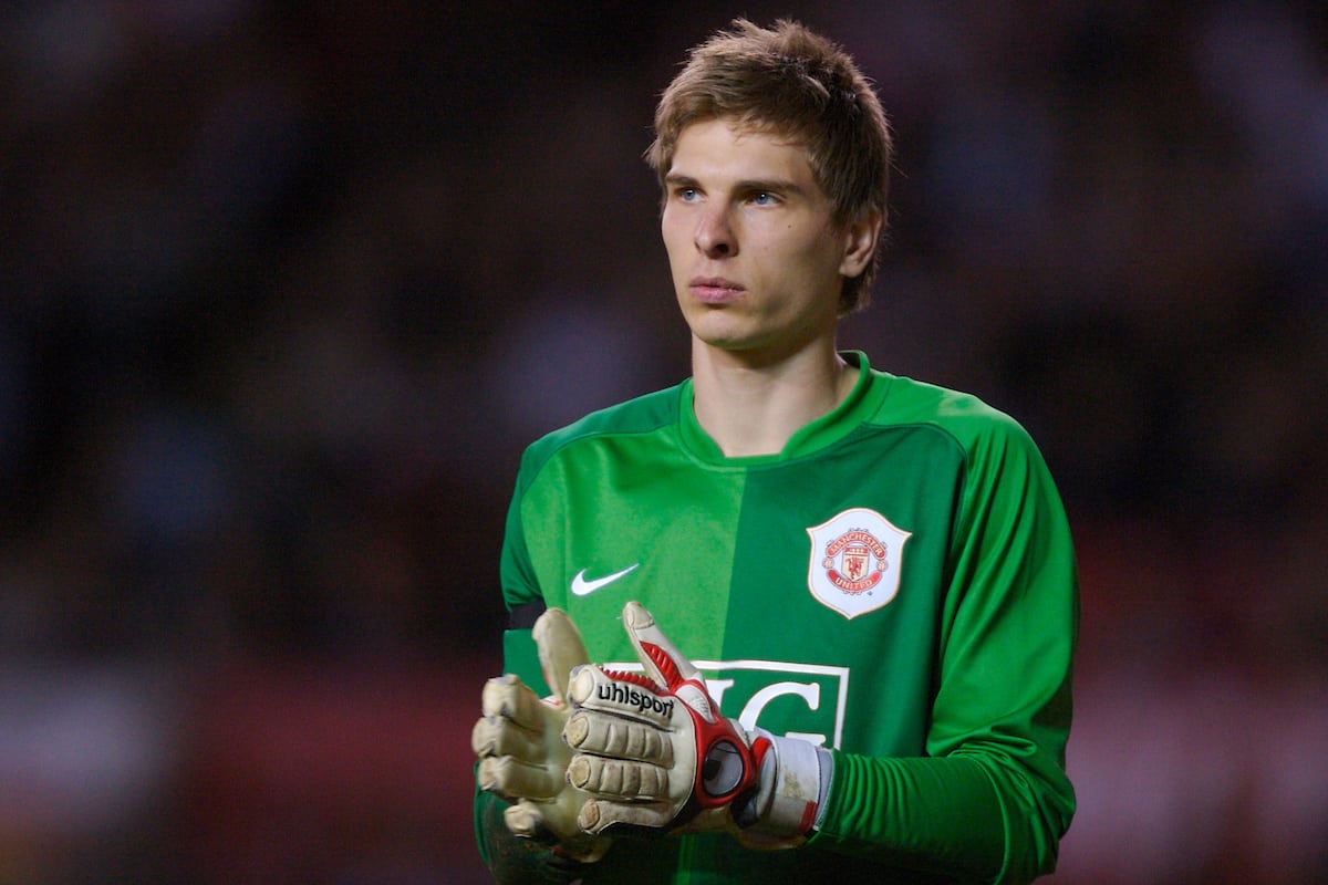 Manchester, England - Thursday, April 26, 2007: Manchester United's goalkeeper Ron-Robert Zieler during the FA Youth Cup Final 2nd Leg against Liverpool at Old Trafford. (Pic by David Rawcliffe/Propaganda)