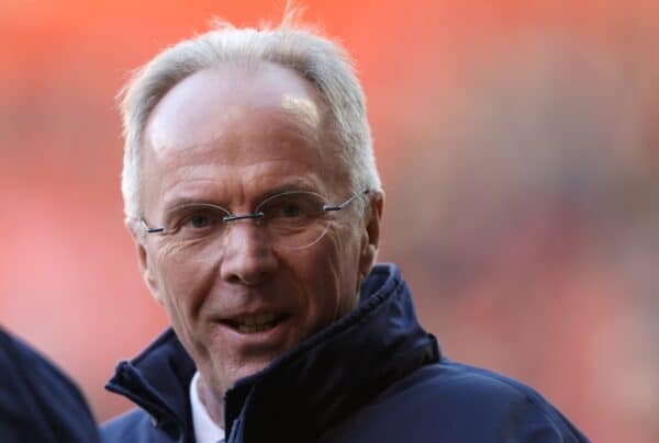 SHEFFIELD, ENGLAND - Sunday, January 27, 2008: Manchester City's manager Sven Goran-Eriksson during the FA Cup 4th Round match against Sheffield United at Bramall Lane. (Photo by David Rawcliffe/Propaganda)