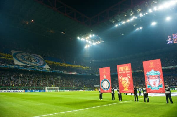 MILAN, ITALY - Tuesday, March 10, 2008: FC Internazionale Milano's supporters during the UEFA Champions League First knockout Round 2nd Leg match against Liverpool at the San Siro. (Pic by David Rawcliffe/Propaganda)