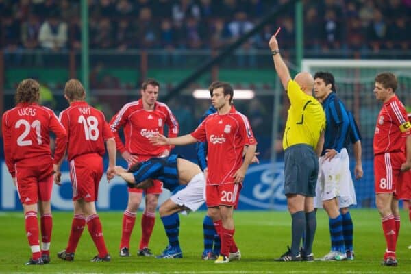 MILAN, ITALY - Tuesday, March 10, 2008: FC Internazionale Milano's Nicolas Burdisso is shown the red card by referee Tom Henning Ovrebo and is sent off during the UEFA Champions League First knockout Round 2nd Leg match against Liverpool at the San Siro. (Pic by David Rawcliffe/Propaganda)