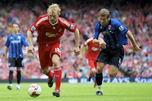 LIVERPOOL, ENGLAND - Saturday, August 23, 2008: Liverpool's Dirk Kuyt and Middlesbrough's Gary O'Neil during the Premiership match at Anfield. (Photo by David Rawcliffe/Propaganda)