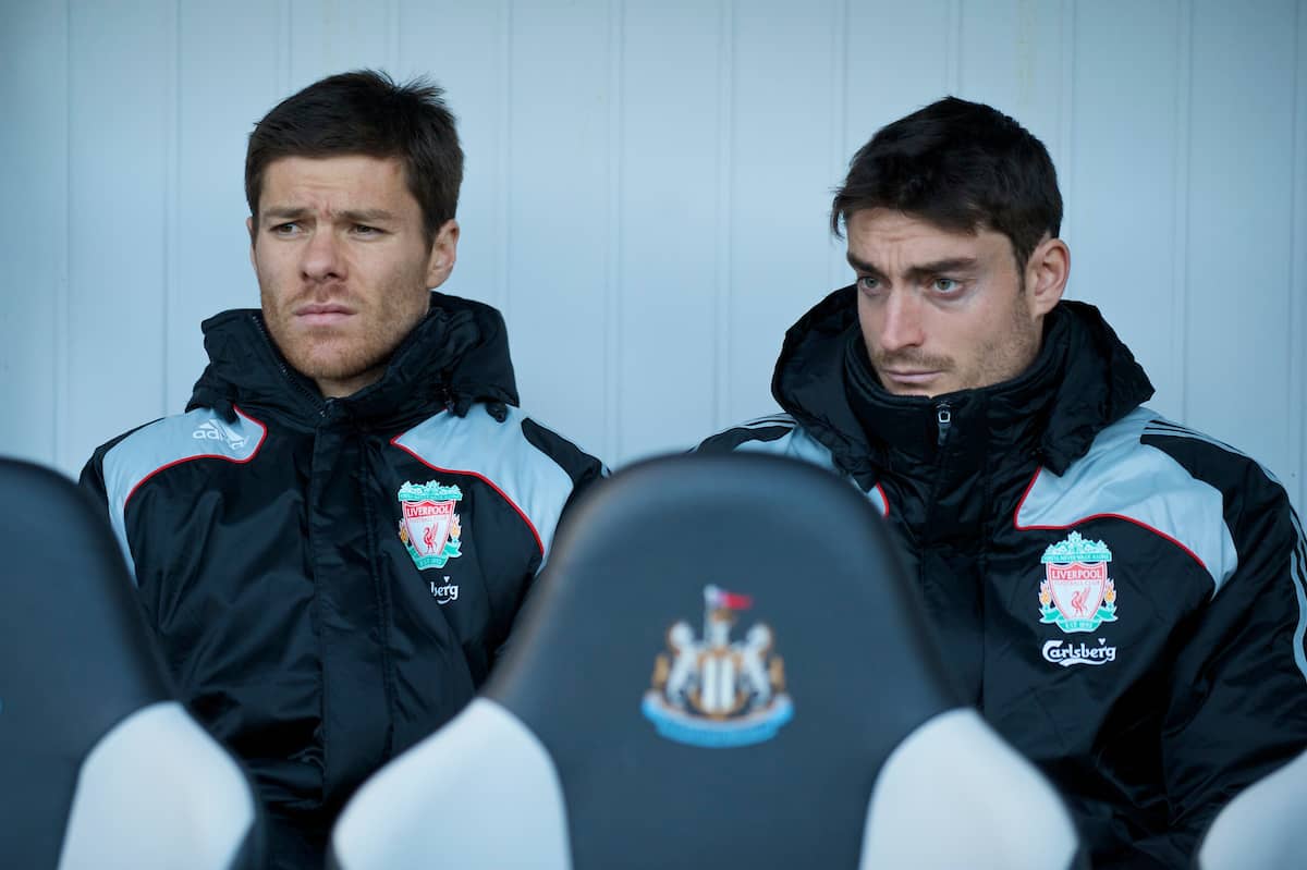 NEWCASTLE, ENGLAND - Sunday, December 28, 2008: Liverpool's substitutes Xabi Alonso and Albert Riera on the bench during the Premiership match against Newcastle United at St James' Park. (Photo by David Rawcliffe/Propaganda)