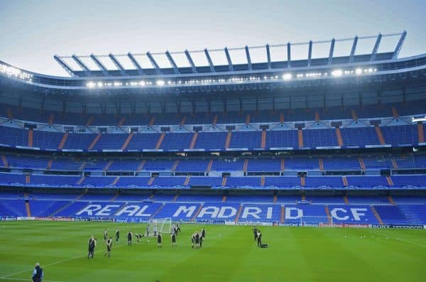 MADRID, SPAIN - Tuesday, February 24, 2009: Liverpool's players training at the Santiago Bernabeu ahead of the UEFA Champions League First Knock-Out Round against Real Madrid. (Photo by David Rawcliffe/Propaganda)