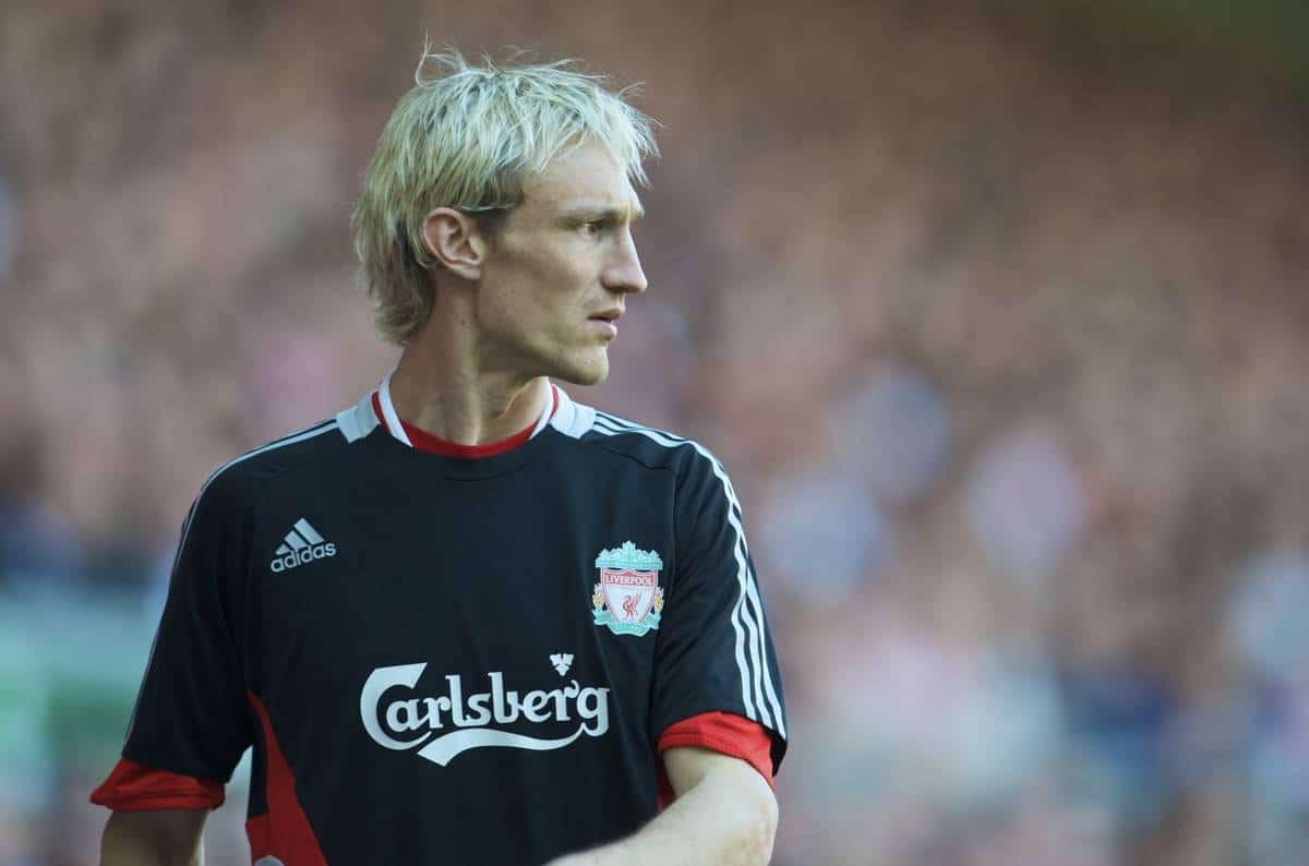 LIVERPOOL, ENGLAND - Sunday, May 24, 2009: Liverpool's Sami Hyypia warms-up as a substitute against Tottenham Hotspur during the Premiership match at Anfield. This would be Hyypia's final appearance after a decade of service for the Reds. (Photo by: David Rawcliffe/Propaganda)