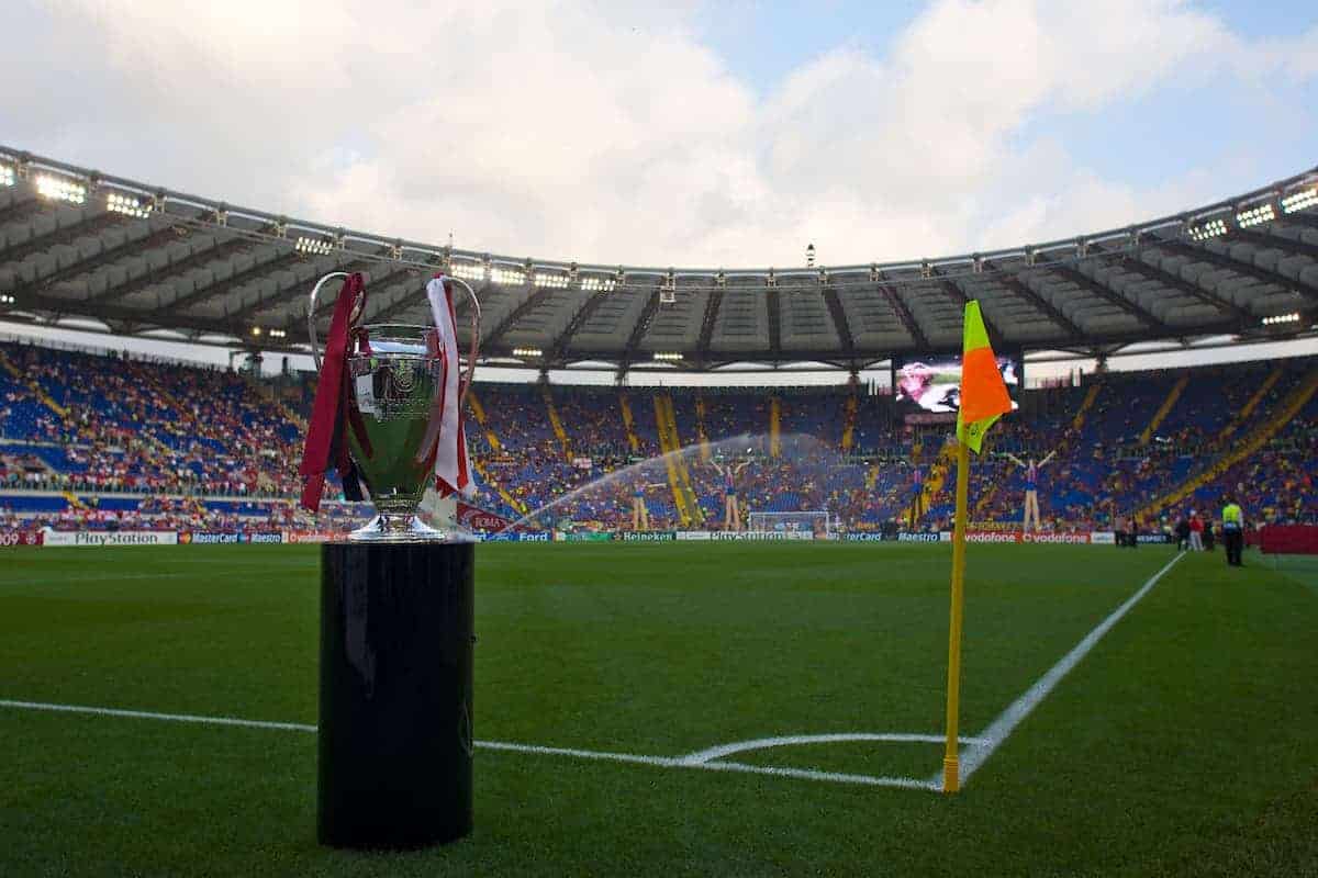 ROME, ITALY - Tuesday, May 26, 2009: The European Cup on display before the UEFA Champions League Final between Manchester United and Barcelona at the Stadio Olimpico. (Pic by Carlo Baroncini/Propaganda)