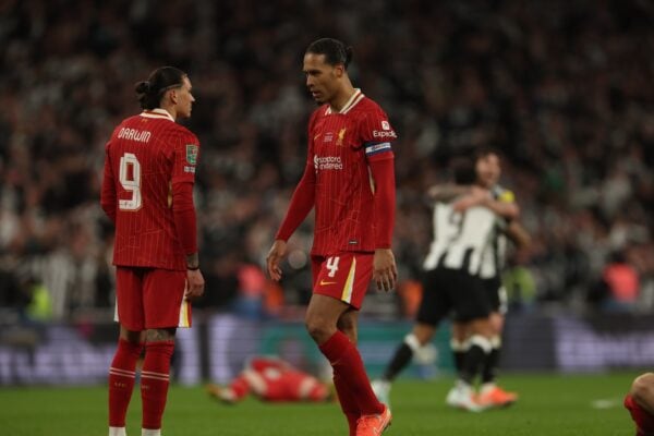 LONDON, ENGLAND - Sunday, March 16, 2025: Liverpool's captain Virgil van Dijk looks dejected after the Football League Cup Final match between Liverpool FC and Newcastle United FC at Wembley Stadium. Newcastle United won 2-1. (Photo by David Rawcliffe/Propaganda)