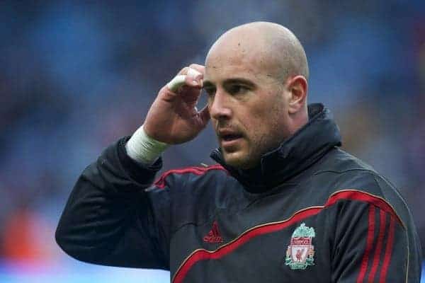 MANCHESTER, ENGLAND - Sunday, February 21, 2010: Liverpool's goalkeeper Pepe Reina during the Premiership match at the City of Manchester Stadium. (Photo by: David Rawcliffe/Propaganda)