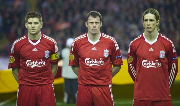 LIVERPOOL, ENGLAND - Thursday, March 18, 2010: Liverpool's captain Steven Gerrard MBE, Jamie Carragher and Fernando Torres before the UEFA Europa League Round of 16 2nd Leg match against LOSC Lille Metropole at Anfield. (Photo by David Rawcliffe/Propaganda)