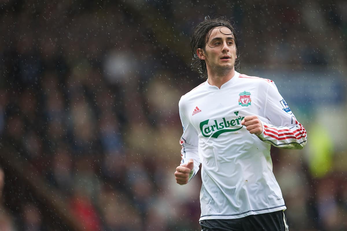 BURNLEY, ENGLAND - Sunday, April 25, 2010: Liverpool's Alberto Aquilani in action against Burnley during the Premiership match at Turf Moor. (Photo by David Rawcliffe/Propaganda)