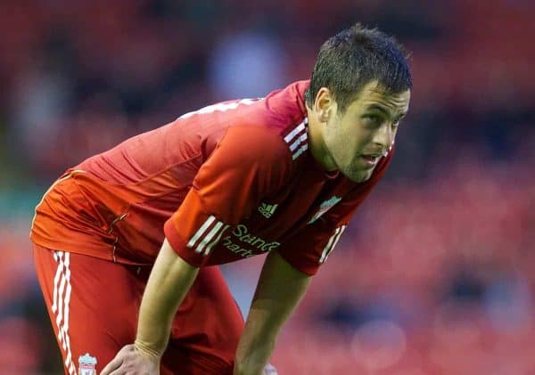 LIVERPOOL, ENGLAND - Thursday, May 5, 2011: Liverpool's Joe Cole in action against Manchester United during the FA Premiership Reserves League (Northern Division) match at Anfield. (Photo by David Rawcliffe/Propaganda)