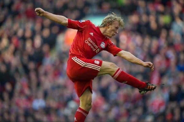 LIVERPOOL, ENGLAND - Saturday, January 28, 2012: Liverpool's match-winner Dirk Kuyt scores the second goal against against Manchester United to seal a 2-1 victory during the FA Cup 4th Round match at Anfield. (Pic by David Rawcliffe/Propaganda)