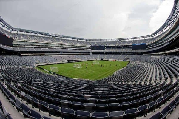 EAST RUTHERFORD, NEW JERSEY, USA - Saturday, May 26, 2012: Wales players during a training session at the MetLife Stadium ahead of the friendly match against Mexico. (Pic by David Rawcliffe/Propaganda)