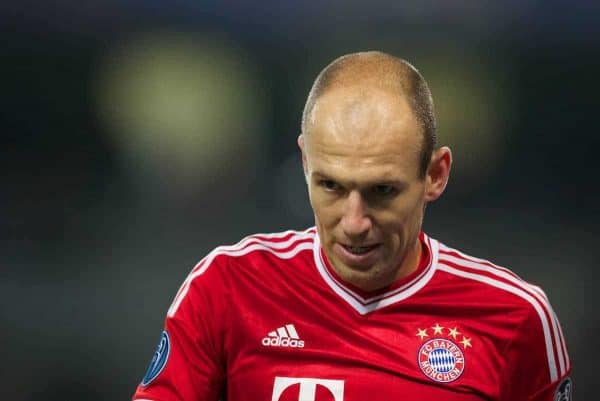 MANCHESTER, ENGLAND - Wednesday, October 2, 2013: Bayern Munich's Arjen Robben in action against Manchester City during the UEFA Champions League Group D match at the City of Manchester Stadium. (Pic by David Rawcliffe/Propaganda)