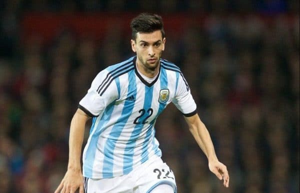 MANCHESTER, ENGLAND - Tuesday, November 18, 2014: Argentina's Javier Pastore in action against Portugal during the International Friendly match at Old Trafford. (Pic by David Rawcliffe/Propaganda)