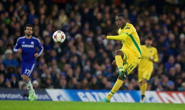 LONDON, ENGLAND - Wednesday, December 10, 2014: Sporting Clube de Portugal's William Carvalho in action against Chelsea during the final UEFA Champions League Group G match at Stamford Bridge. (Pic by David Rawcliffe/Propaganda)