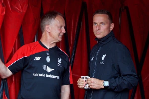 STOKE-ON-TRENT, ENGLAND - Sunday, August 9, 2015: Liverpool's assistant manager Sean O'Driscoll and first-team development coach Pepijn Lijnders before the Premier League match against Stoke City at the Britannia Stadium. (Pic by David Rawcliffe/Propaganda)