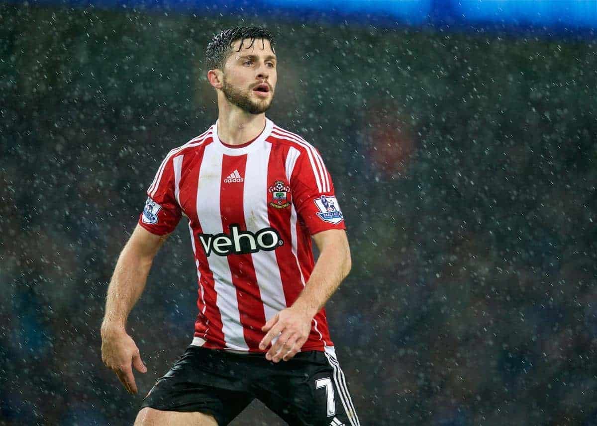 MANCHESTER, ENGLAND - Saturday, November 28, 2015: Southampton's Shane Long in action against Manchester City during the Premier League match at the City of Manchester Stadium. (Pic by David Rawcliffe/Propaganda)