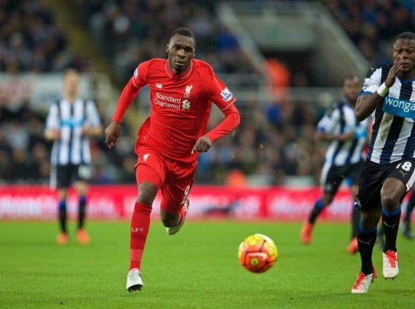 NEWCASTLE-UPON-TYNE, ENGLAND - Sunday, December 6, 2015: Liverpool's Christian Benteke in action against Newcastle United during the Premier League match at St. James' Park. (Pic by David Rawcliffe/Propaganda)