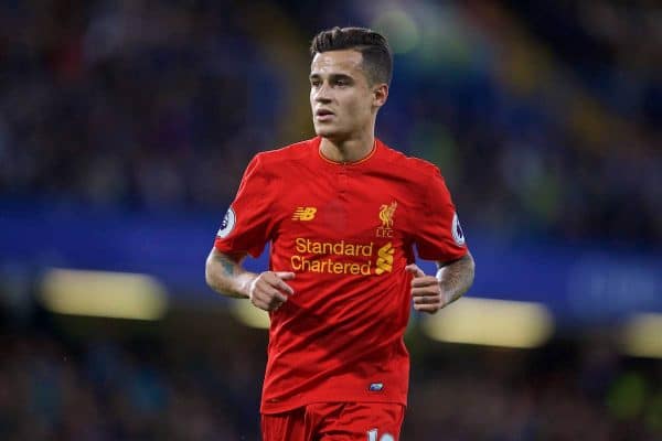 LONDON, ENGLAND - Friday, September 16, 2016: Liverpool's Philippe Coutinho Correia in action against Chelsea during the FA Premier League match at Stamford Bridge. (Pic by David Rawcliffe/Propaganda)