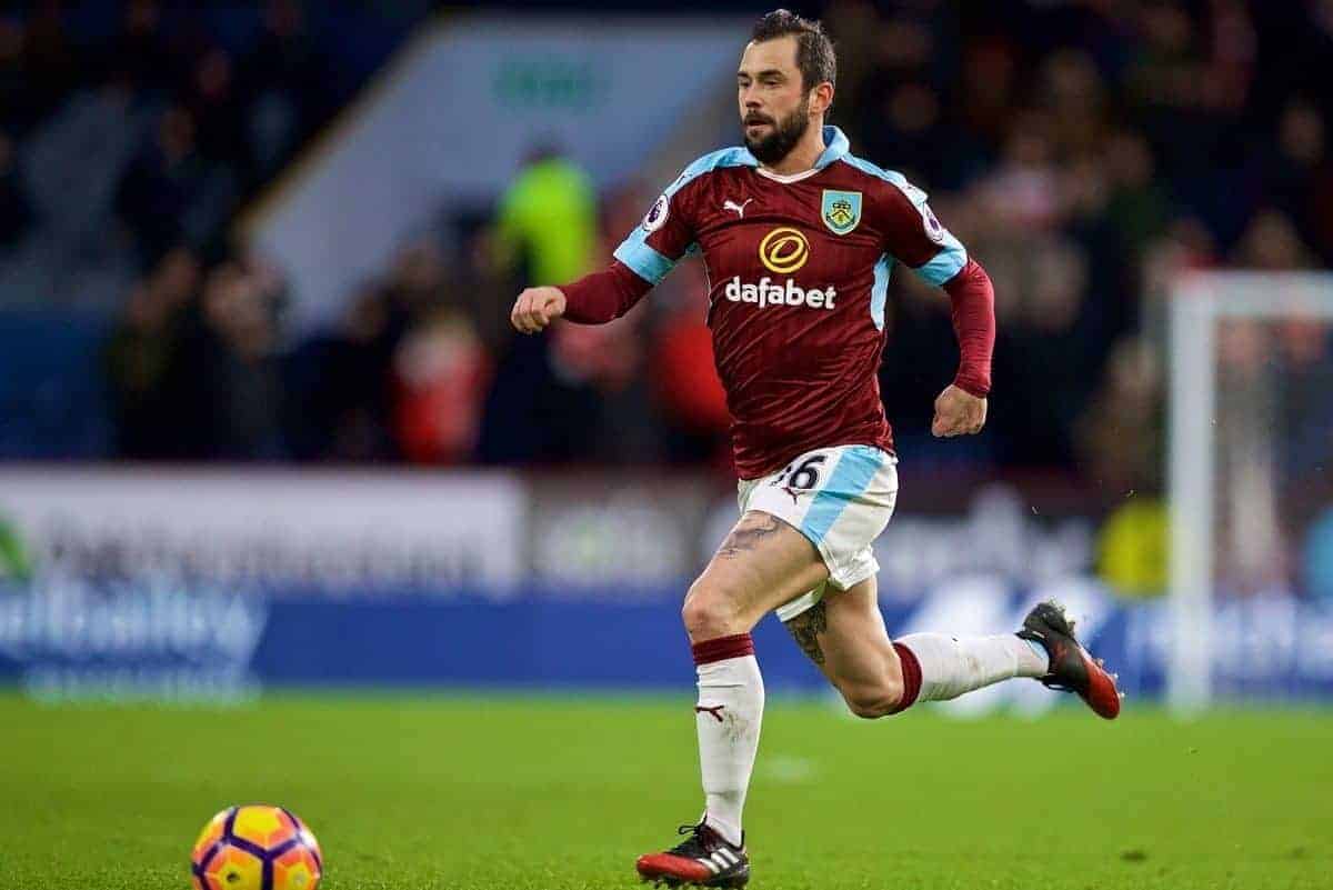 BURNLEY, ENGLAND - Saturday, January 14, 2017: Burnley's Steven Defour in action against Southampton during the FA Premier League match at Turf Moor. (Pic by David Rawcliffe/Propaganda)