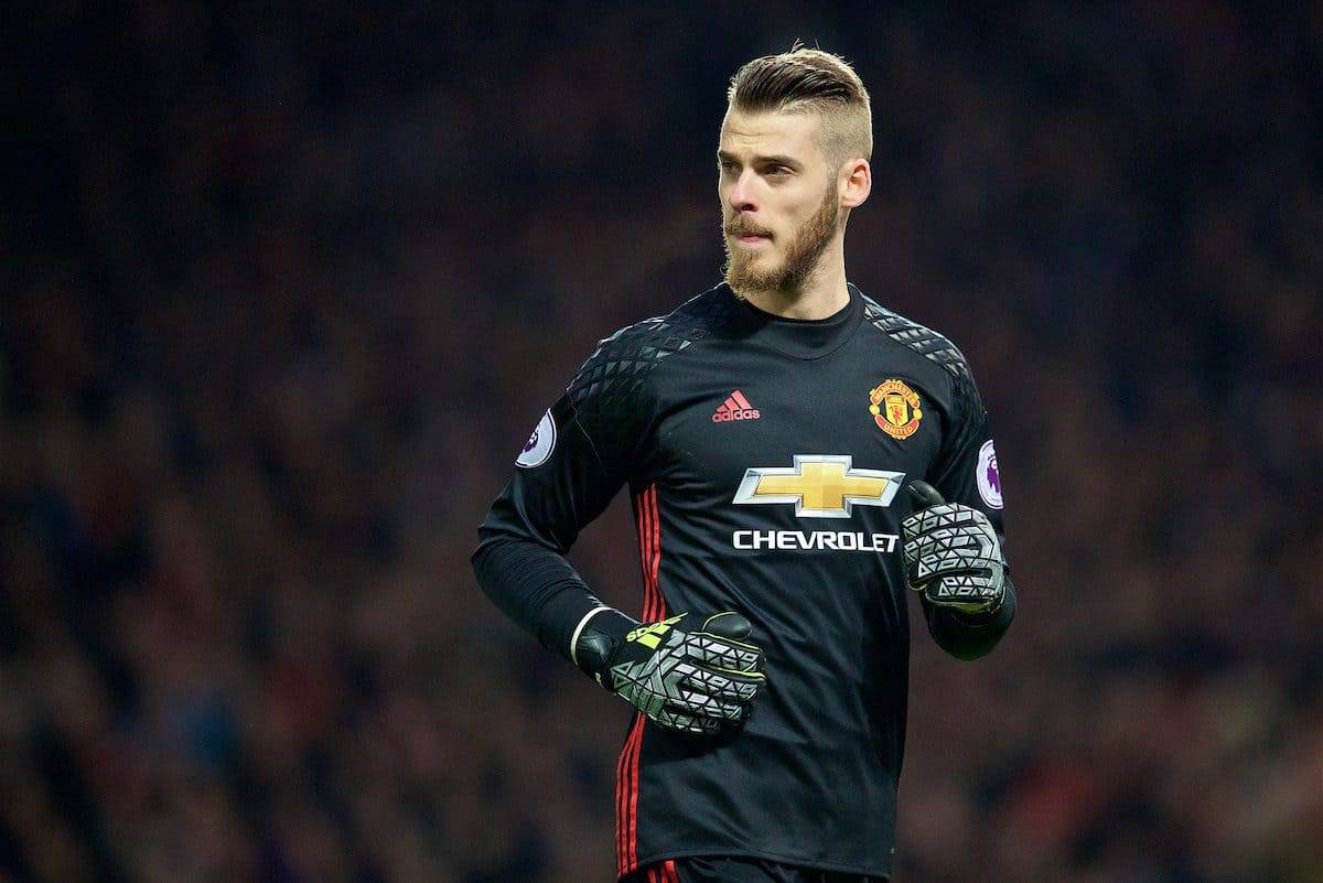 MANCHESTER, ENGLAND - Sunday, January 15, 2017: Manchester United's goalkeeper David de Gea in action against Liverpool during the FA Premier League match at Old Trafford. (Pic by David Rawcliffe/Propaganda)