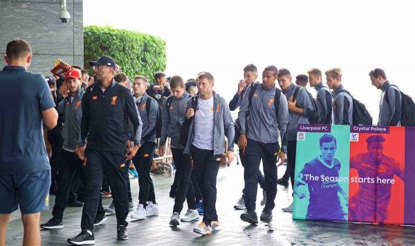 HONG KONG, CHINA - Monday, July 17, 2017: Liverpool's manager Jürgen Klopp arrives with his team at the Ritz-Carlton Hotel in Kowloon, Hong Kong, ahead of the Premier League Asia Trophy 2017. (Pic by David Rawcliffe/Propaganda)