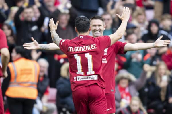 LIVERPOOL, ENGLAND - Saturday, September 24, 2022: Liverpool's Mark Gonzalez (C) celebrates scoring his sides first goal with team-mates during the LFC Foundation friendly 'Legends of the North' match between Liverpool FC Legends and Manchester United FC Legends at Anfield. (Pic by Jessica Hornby/Propaganda)