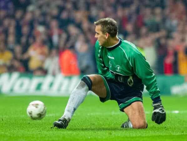 2001 02 25 083 League Cup Final 2001