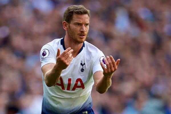 LONDON, ENGLAND - Saturday, September 15, 2018: Tottenham Hotspur's Jan Vertonghen reacts after striking Liverpool Roberto Firmino in the eye during the FA Premier League match between Tottenham Hotspur FC and Liverpool FC at Wembley Stadium. (Pic by David Rawcliffe/Propaganda)