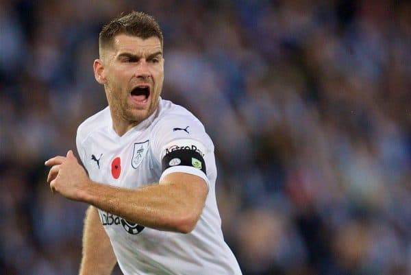 LEICESTER, ENGLAND - Saturday, November 10, 2018: Burnley's Sam Vokes during the FA Premier League match between Leicester City FC and Burnley FC at the King Power Stadium. (Pic by David Rawcliffe/Propaganda)