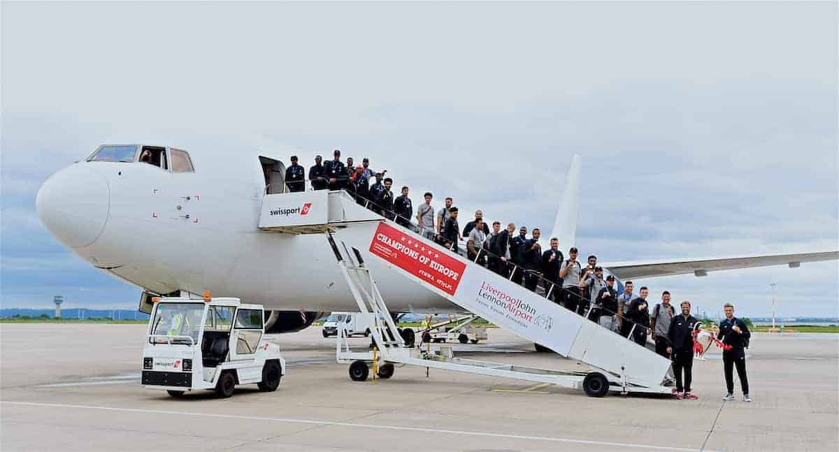 LIVERPOOL, ENGLAND - Sunday, June 2, 2019: Liverpool's manager Jürgen Klopp and captain Jordan Henderson and the team arrive home at Liverpool John Lennon Airport with the trophy after winning the UEFA Champions League Final beating Tottenham Hotspur 2-0 to win their sixth European Cup. (Pic by David Rawcliffe/Propaganda)