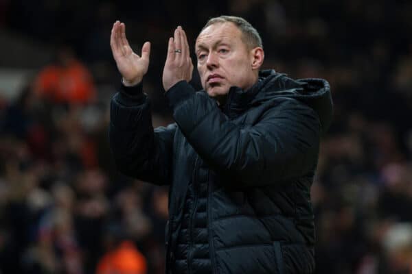 STOKE-ON-TRENT, ENGLAND - Saturday, January 25, 2020: Swansea City's manager Steve Cooper applauds the supporters after the Football League Championship match between Stoke City FC and Swansea City FC at the Britannia Stadium. Swansea City lost 1-0. (Pic by David Rawcliffe/Propaganda)