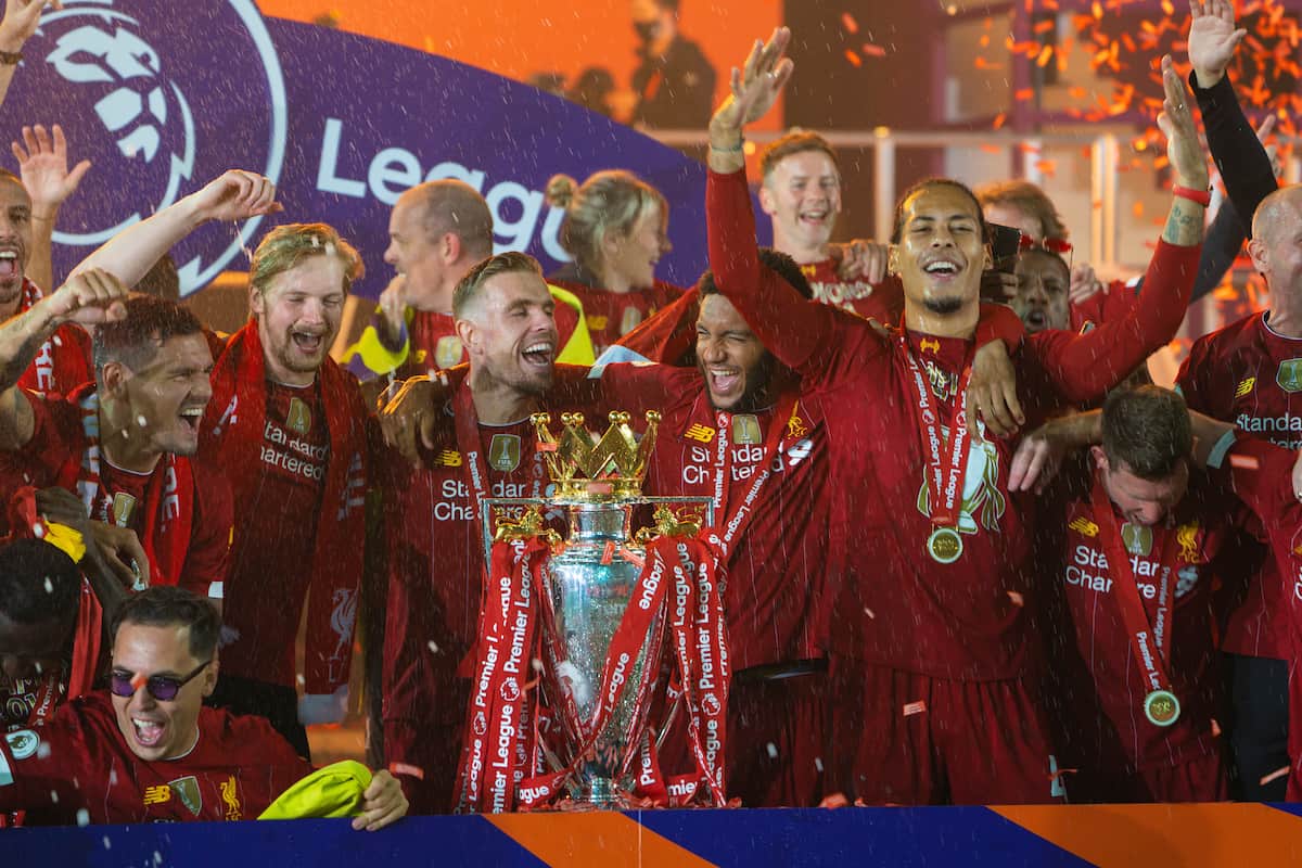 LIVERPOOL, ENGLAND - Wednesday, July 22, 2020: Liverpool's captain Jordan Henderson (C) celebrates with the Premier League trophy as the Reds are crowned Champions after the FA Premier League match between Liverpool FC and Chelsea FC at Anfield. The game was played behind closed doors due to the UK government’s social distancing laws during the Coronavirus COVID-19 Pandemic. Dejan Lovren, goalkeeper Caoimhin Kelleher, Joe Gomez, Virgil van Dijk. (Pic by David Rawcliffe/Propaganda)