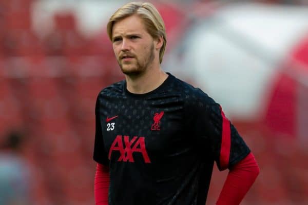 SALZBURG, AUSTRIA - Tuesday, August 25, 2020: Liverpool's goalkeeper Caoimhin Kelleher during the pre-match warm-up before a preseason friendly match between FC Red Bull Salzburg and Liverpool FC at the Red Bull Arena. (Pic by Propaganda)