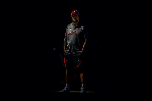 SALZBURG, AUSTRIA - Tuesday, August 25, 2020: Liverpool's manager Jürgen Klopp during the pre-match warm-up before a preseason friendly match between FC Red Bull Salzburg and Liverpool FC at the Red Bull Arena. (Pic by Propaganda)