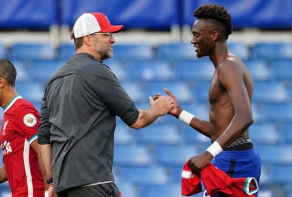 LONDON, ENGLAND - Sunday, September 20, 2020: Liverpool’s manager Jürgen Klopp shakes hands with Chelsea's Tammy Abraham after the FA Premier League match between Chelsea FC and Liverpool FC at Stamford Bridge. The game was played behind closed doors due to the UK government’s social distancing laws during the Coronavirus COVID-19 Pandemic. Liverpool won 2-0. (Pic by Propaganda)