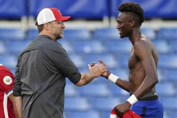 LONDON, ENGLAND - Sunday, September 20, 2020: Liverpool’s manager Jürgen Klopp shakes hands with Chelsea's Tammy Abraham after the FA Premier League match between Chelsea FC and Liverpool FC at Stamford Bridge. The game was played behind closed doors due to the UK government’s social distancing laws during the Coronavirus COVID-19 Pandemic. Liverpool won 2-0. (Pic by Propaganda)