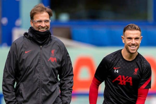 LIVERPOOL, ENGLAND - Saturday, October 17, 2020: Liverpool’s manager Jürgen Klopp (L) and captain Jordan Henderson before the FA Premier League match between Everton FC and Liverpool FC, the 237th Merseyside Derby, at Goodison Park. The game was played behind closed doors due to the UK government’s social distancing laws during the Coronavirus COVID-19 Pandemic. The game ended in a 2-2 draw. (Pic by David Rawcliffe/Propaganda)