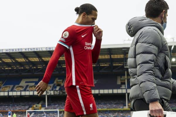 LIVERPOOL, ENGLAND - Saturday, October 17, 2020: Liverpool’s Virgil van Dijk walks off injured during the FA Premier League match between Everton FC and Liverpool FC, the 237th Merseyside Derby, at Goodison Park. The game was played behind closed doors due to the UK government’s social distancing laws during the Coronavirus COVID-19 Pandemic. The game ended in a 2-2 draw. (Pic by David Rawcliffe/Propaganda)