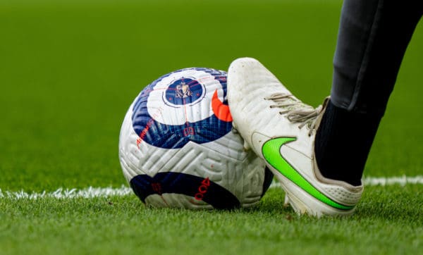 General Premier League matchday ball (Pic by David Rawcliffe/Propaganda)