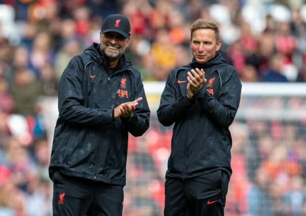 LIVERPOOL, ENGLAND - Sunday, August 8, 2021: Liverpool's manager Jürgen Klopp (L) and first-team development coach Pepijn Lijnders during a pre-season friendly match between Liverpool FC and Athletic Club de Bilbao at Anfield. The game ended in a 1-1 draw. (Pic by David Rawcliffe/Propaganda)