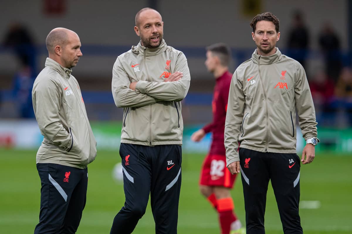 ROCHDALE, ENGLAND - Tuesday, August 31, 2021: Liverpool's manager Barry Lewtas (C) chats with Under-18's coach Marc Bridge-Wilkinson (L) and fitness coach Jack Ade (R) during the pre-match warm-up before the English Football League Trophy match between Rochdale AFC and Liverpool FC Under-21's at Spotland Stadium. Rochdale won 4-0. (Pic by David Rawcliffe/Propaganda)