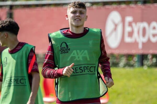 LIVERPOOL, ENGLAND - Wednesday, September 15, 2021: Liverpool's substitute Bobby Clark warms-up during the UEFA Youth League Group B Matchday 1 game between Liverpool FC Under19's and AC Milan Under 19's at the Liverpool Academy. Liverpool won 1-0. (Pic by David Rawcliffe/Propaganda)