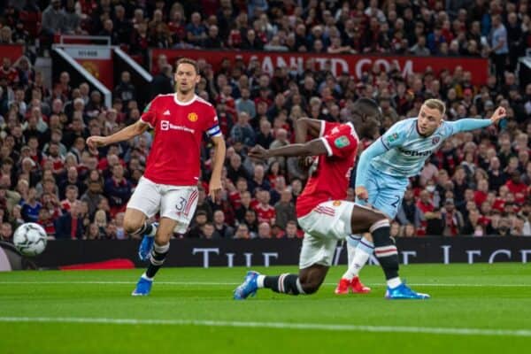 MANCHESTER, ENGLAND - Wednesday, September 22, 2021: Jarrod Bowen shoots wide during the Football League Cup 3rd Round match between Manchester United FC and West Ham United FC at Old Trafford. (Pic by David Rawcliffe/Propaganda)