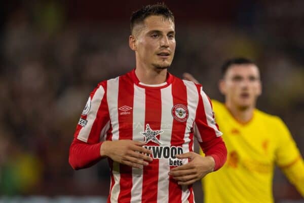 LONDON, ENGLAND - Saturday, September 25, 2021: Brentford's Sergi Canós during the FA Premier League match between Brentford FC and Liverpool FC at the Brentford Community Stadium. (Pic by David Rawcliffe/Propaganda)