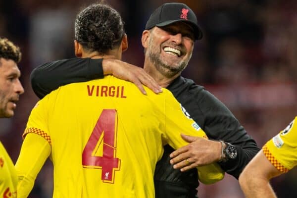 MADRID, SPAIN - Tuesday, October 19, 2021: Liverpool's manager Jürgen Klopp celebrates with Virgil van Dijk celebrates after the UEFA Champions League Group B Matchday 3 game between Club Atlético de Madrid and Liverpool FC at the Estadio Metropolitano. Liverpool won 3-2. (Pic by David Rawcliffe/Propaganda)