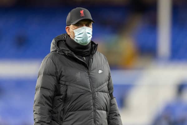 LIVERPOOL, ENGLAND - Wednesday, December 1, 2021: Liverpool's manager Jürgen Klopp, wearing a face mask, before the FA Premier League match between Everton FC and Liverpool FC, the 239th Merseyside Derby, at Goodison Park. Liverpool won 4-1. (Pic by David Rawcliffe/Propaganda)